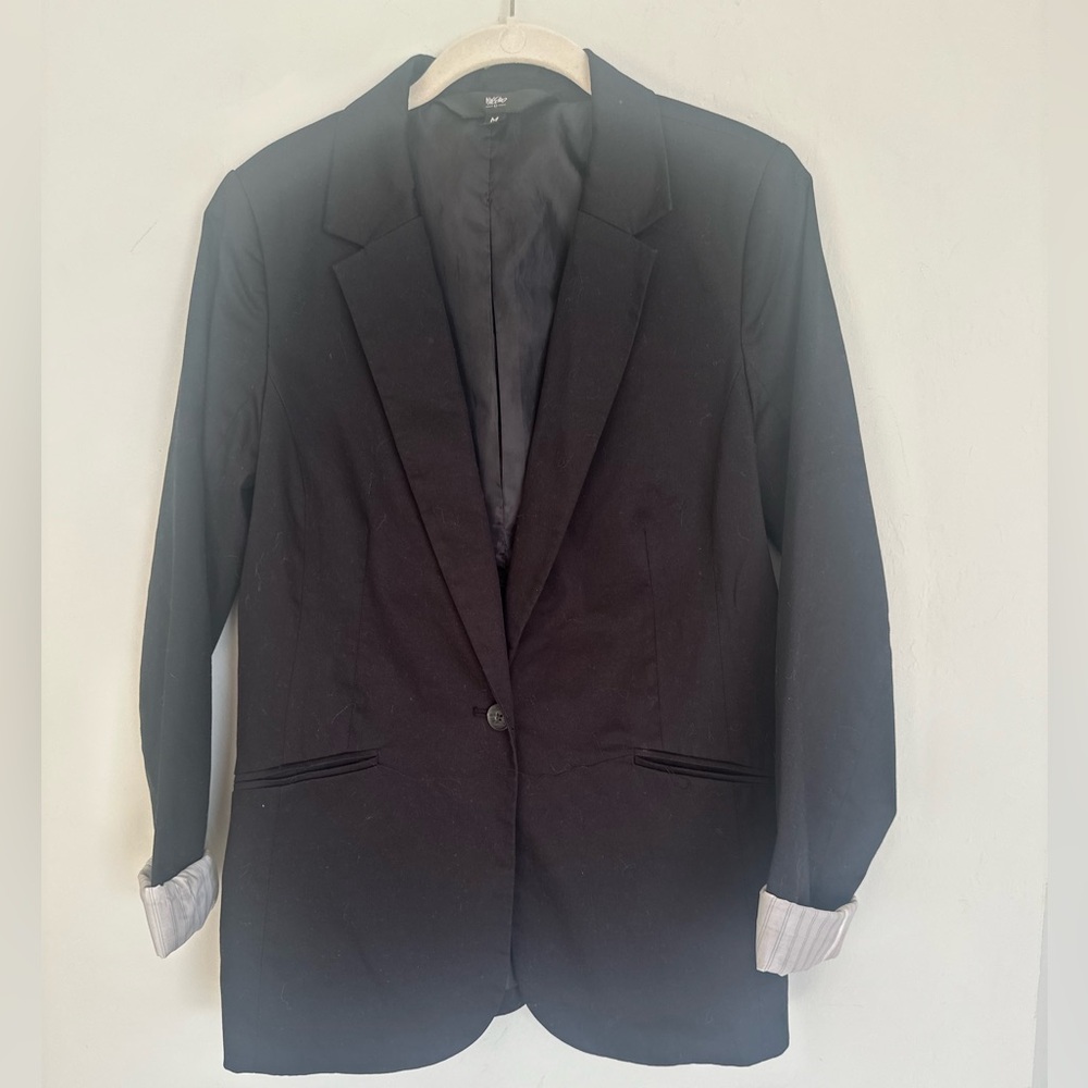 Women’s Black Blazer